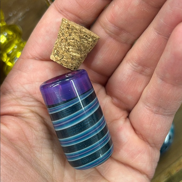 Heady Opal and Sparkle Pendant & Matchinh Glass Cork Jar Handblown Glass Oneoff - Picture 4 of 6